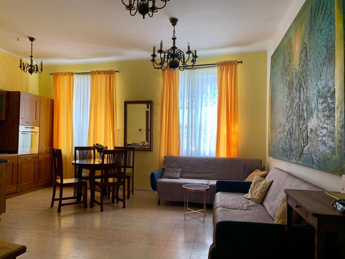 Beautiful And Charming Apartment In The Heart Of The Old Town Warsaw Ngoại thất bức ảnh